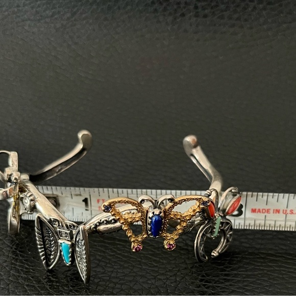 Veronica Diné Navajo Butterfly
Cuff Bracelet - Picture 9 of 16